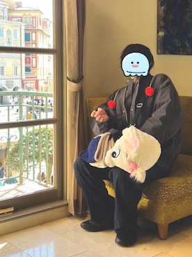 「ディズニー」｜「アイテム（モッズコート）」を使った、らむわさん（メンズ・174cm）の冬コーディネート