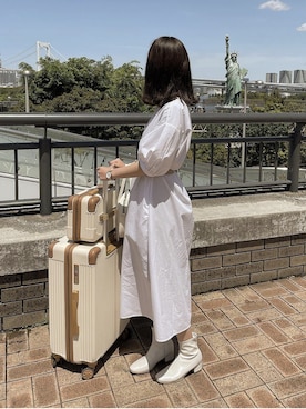 「淡色カジュアル」｜「アイテム（ワンピース/ドレス）」を使った、結衣さん（レディース・163cm）の秋コーディネート