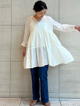「NOLLEY’S（ノーリーズ）のティアードチュニック（シャツ/ブラウス、ホワイト系）」を使った、mayu.tさん（レディース・157cm）の春コーディネート