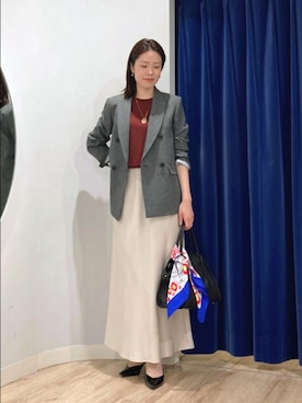 「アイテム（ストール/ショール）」を使った、Itaniさん（レディース・163cm）の秋コーディネート