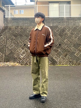 「アイテム（ナイロンジャケット、ブラウン系）」を使った、KAI_busyさん（メンズ・177cm）の冬コーディネート