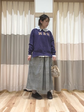 「襟付きトップス」｜「アイテム（その他シューズ）」を使った、しげさん（レディース・163cm）の秋コーディネート