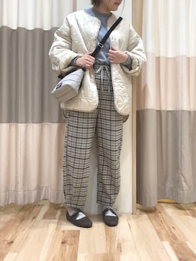 「blue」｜「アイテム（ノーカラージャケット）」を使った、しげさん（レディース・163cm）の秋コーディネート