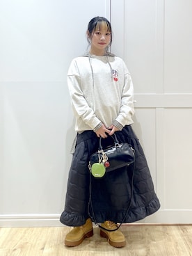 「アイテム（ポーチ）」を使った、SAKI 🍣さん（レディース・151cm）の秋コーディネート