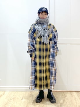 「アイテム（キーホルダー、ホワイト系）」を使った、SAKI 🍣さん（レディース・151cm）の秋コーディネート