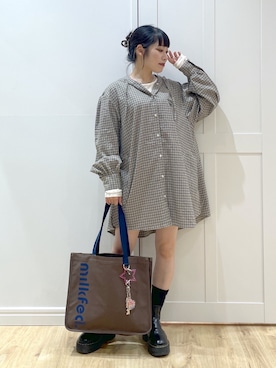 「アイテム（キーホルダー）」を使った、SAKI 🍣さん（レディース・151cm）の夏コーディネート