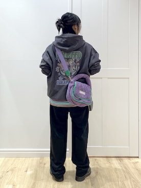 「アイテム（ポーチ）」を使った、SAKI 🍣さん（レディース・151cm）の秋コーディネート