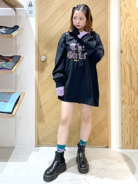 「Dr. Martens（ドクターマーチン）のDr.Martens ドクターマーチン クアッド レトロ 2976 クアッド / QUAD RETRO 2976 QUAD (BLACK POLISHED SMOOTH) 24687001（ブーツ）」を使った、SAKI 🍣さん（レディース・151cm）の秋コーディネート