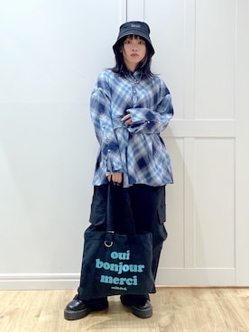 「アイテム（キーホルダー）」を使った、SAKI 🍣さん（レディース・151cm）の秋コーディネート