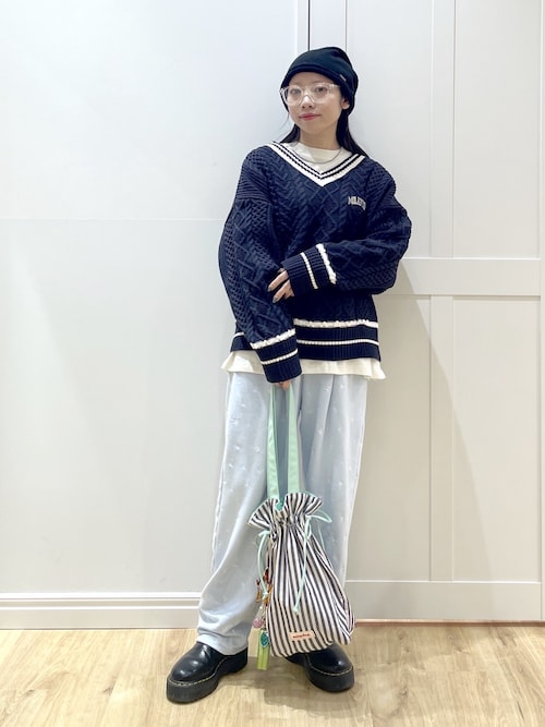 MILKFED. PATCH V-NECK KNIT