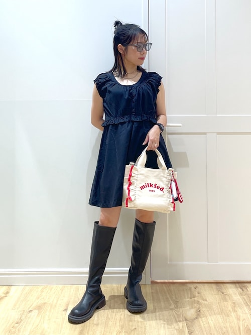 ☆ミルクフェド☆超美品☆完売フリル襟バルーン袖チュニックワンピ黒☆ セール】RUFFLE GATHERED DRESS（ワンピース）｜MILKFED