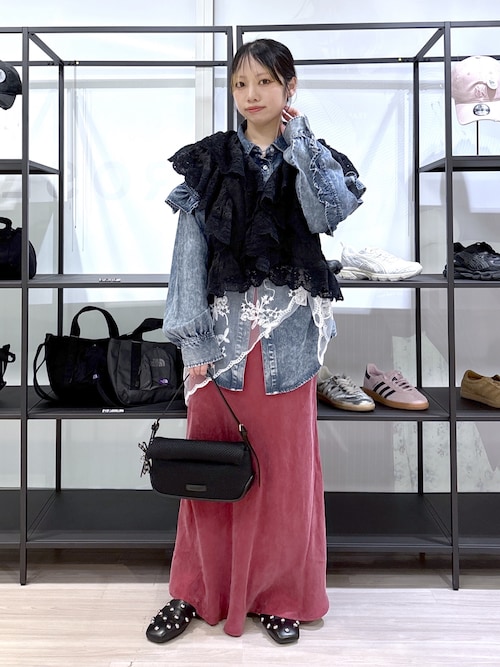 LIGHT OZ FRILL DENIM SHIRT（シャツ/ブラウス）｜ROSE BUD（ローズ