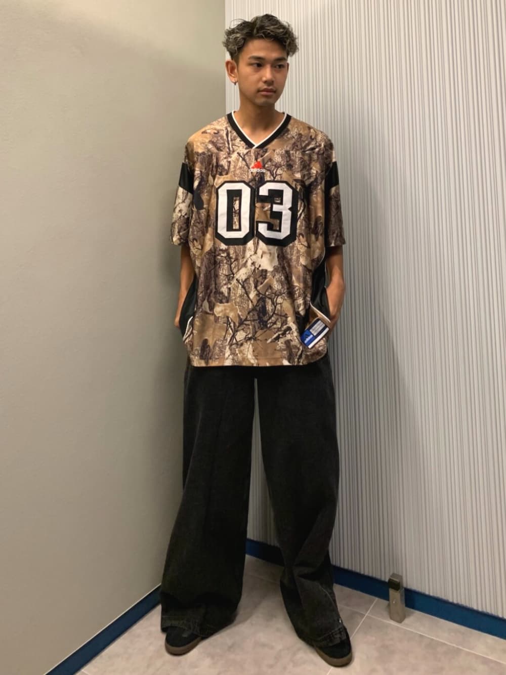 Adilenium シーズン 3 ジップ ウォッシュド デニムパンツ