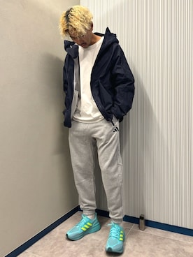 「アイテム（ナイロンジャケット）」を使った、AKさん（メンズ・180cm）の秋コーディネート