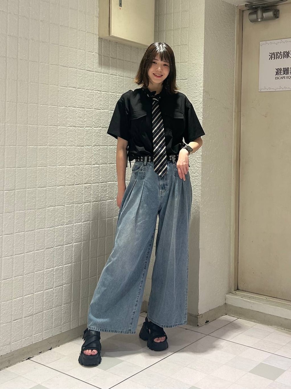 「高身長、個性派、ORiental TRaffic、WA ORiental TRaffic、大人カジュアル、サンダル、スニーカーソール、厚底、厚底サンダル、スポーツサンダル、スポサンコーデ、スポサン」｜「ORiental TRafficの2025春夏新作 ボリュームスニーカーソールサンダル/51224（サンダル、ブラック系）」を使った、moekaさん（レディース・174cm）の夏コーディネートの1枚目の写真