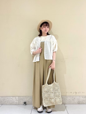 「むぎわら帽子」｜「アイテム（サロペット/オーバーオール）」を使った、🧸まゆ🐰さん（レディース・158cm）の春コーディネート