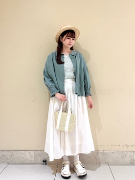 「白スカート」｜「アイテム（その他）」を使った、🧸まゆ🐰さん（レディース・158cm）の春コーディネート
