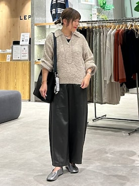 「アイテム（キーホルダー）」を使った、ばねさん（レディース・158cm）の秋コーディネート