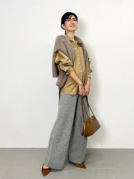 「アイテム（バングル/リストバンド）」を使った、yumi.さん（レディース・165cm）の秋コーディネート