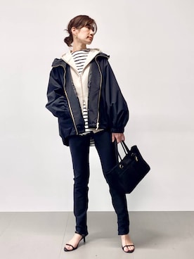 「パーカー」｜「アイテム（スリッポン）」を使った、yumi.さん（レディース・165cm）の冬コーディネート