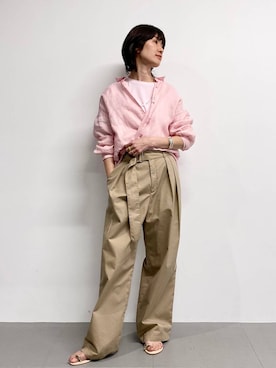 「アイテム（バングル/リストバンド）」を使った、yumi.さん（レディース・165cm）の春コーディネート