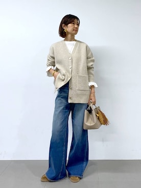 「アイテム（バングル/リストバンド）」を使った、yumi.さん（レディース・165cm）の秋コーディネート