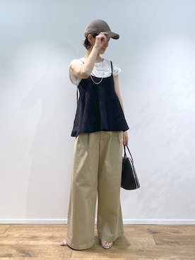「チノパン」｜「アイテム（キャップ）」を使った、yumi.さん（レディース・165cm）の夏コーディネート