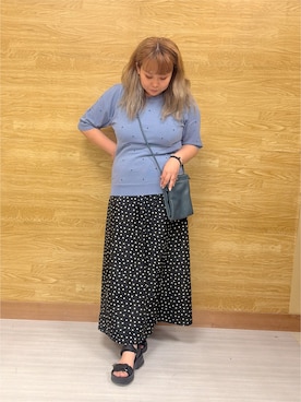 「SHOO・LA・RUE（シューラルー）の【ひんやり/S-LL】大人フェミニン ドット刺繍ニット（ニット/セーター、ブルー系）」を使った、ぁむさん（レディース・151cm）の夏コーディネート