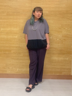 「SHOO・LA・RUE（シューラルー）の【洗濯機可/体型カバー】インせず着られる 裾配色 ゆったりバルーントップス（Tシャツ/カットソー、グレー系）」を使った、ぁむさん（レディース・151cm）の夏コーディネート