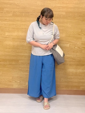 「SHOO・LA・RUE（シューラルー）の【2点セット／洗濯機可／S-LL】インせず着られる ネックレス付き5分袖トップス（Tシャツ/カットソー、グレー系）」を使った、ぁむさん（レディース・151cm）の夏コーディネート