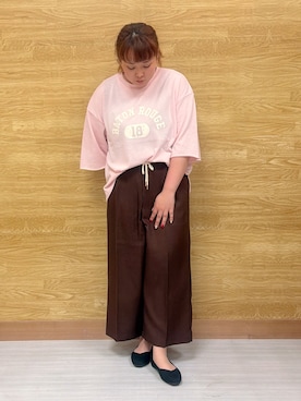 「SHOO・LA・RUE（シューラルー）の洗えてサラサラ透かし編みニットパンプス（パンプス、ブラック系）」を使った、ぁむさん（レディース・151cm）の春コーディネート