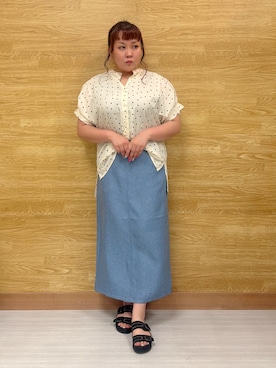 「SHOO・LA・RUE（シューラルー）の【洗濯機可／洗濯後しわになりにくい】大人の甘さをプラスする ドット柄袖タックブラウス（シャツ/ブラウス、ホワイト系）」を使った、ぁむさん（レディース・151cm）の夏コーディネート