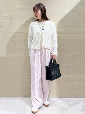 「OPAQUE.CLIP（オペークドットクリップ）のリラクシーロゴプリントTシャツ【洗濯機OK】（T Shirts、ホワイト系）」を使った、Natsukiさん（レディース・160cm）の春コーディネート