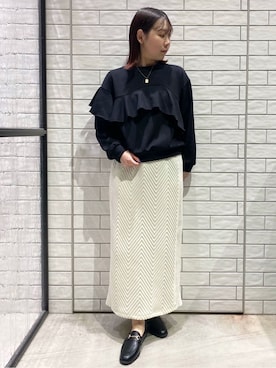 「OPAQUE.CLIP（オペークドットクリップ）のフリルアシメトップス【洗濯機洗い可】（T Shirts、ブラック系）」を使った、Natsukiさん（レディース・160cm）の冬コーディネート