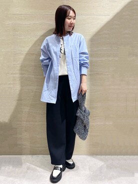 「OPAQUE.CLIP（オペークドットクリップ）のバンドカラーシャツ【洗濯機OK】（Shirts、ブルー系）」を使った、Natsukiさん（レディース・160cm）の秋コーディネート