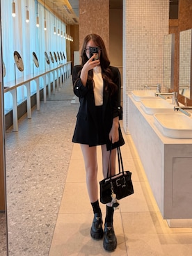 「PRADA（プラダ）のアイテム」を使った、yukaさん（レディース・163cm）の秋コーディネート