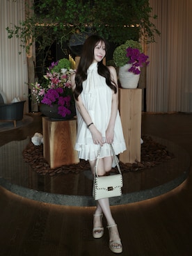 「SNIDEL（スナイデル）のアイテム（セットアップ、ホワイト系）」を使った、yukaさん（レディース・163cm）の秋コーディネート