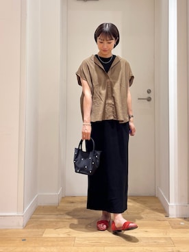 「URBAN RESEARCH DOORS(アーバンリサーチドアーズ)のアイテム(シャツ/ブラウス)」を使った、yokoo さん(レディース・156cm)の夏コーディネート