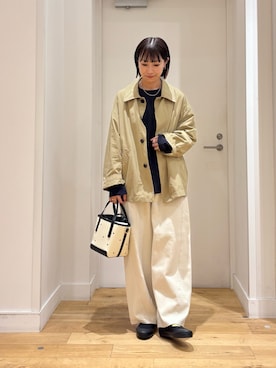 「アイテム（ステンカラーコート）」を使った、yokoo さん（レディース・156cm）の秋コーディネート
