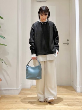 「URBAN RESEARCH DOORS（アーバンリサーチドアーズ）のラグランフレアプルオーバー（Tシャツ/カットソー）」を使った、yokoo さん（レディース・156cm）の冬コーディネート