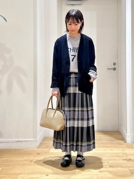 「アイテム（ノーカラージャケット）」を使った、yokoo さん（レディース・156cm）の秋コーディネート