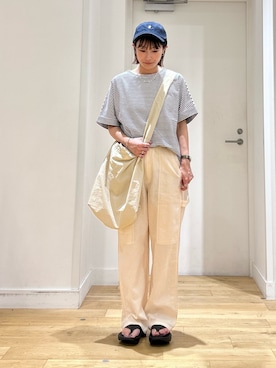 「ペインターパンツ」｜「アイテム（サンダル）」を使った、imari さん（レディース・156cm）の春コーディネート