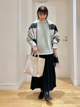 「URBAN RESEARCH DOORS（アーバンリサーチドアーズ）のラグランフレアプルオーバー（Tシャツ/カットソー）」を使った、yokoo さん（レディース・156cm）の冬コーディネート