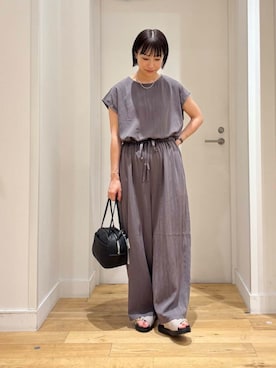 「URBAN RESEARCH DOORS（アーバンリサーチドアーズ）のアイテム（オールインワン・サロペット）」を使った、yokoo さん（レディース・156cm）の夏コーディネート
