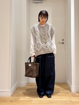 「アイテム（トートバッグ）」を使った、yokoo さん（レディース・156cm）の秋コーディネート