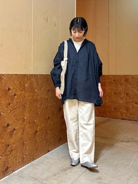 「URBAN RESEARCH DOORS（アーバンリサーチドアーズ）のコットンボイルギャザーブラウス（シャツ/ブラウス）」を使った、yokoo さん（レディース・156cm）の春コーディネート