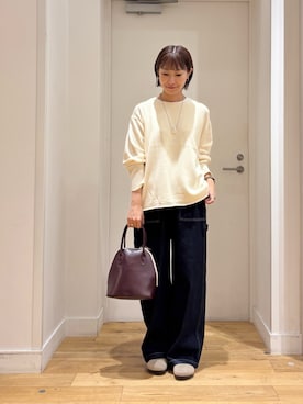 「かぐれ（カグレ）のアイテム（デニムパンツ）」を使った、yokoo さん（レディース・156cm）の秋コーディネート