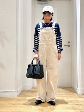 「アイテム（オールインワン・サロペット、ホワイト系）」を使った、yokoo さん（レディース・156cm）の秋コーディネート