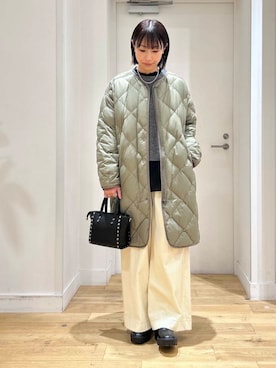 「URBAN RESEARCH DOORS（アーバンリサーチドアーズ）のピンタックフリルスタンドカラーブラウス（シャツ/ブラウス）」を使った、yokoo さん（レディース・156cm）の冬コーディネート