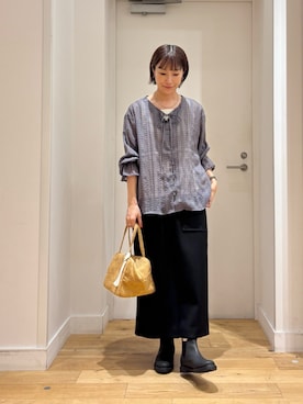 「URBAN RESEARCH DOORS（アーバンリサーチドアーズ）のシアーチェックブラウス（シャツ/ブラウス、ブルー系）」を使った、yokoo さん（レディース・156cm）の秋コーディネート